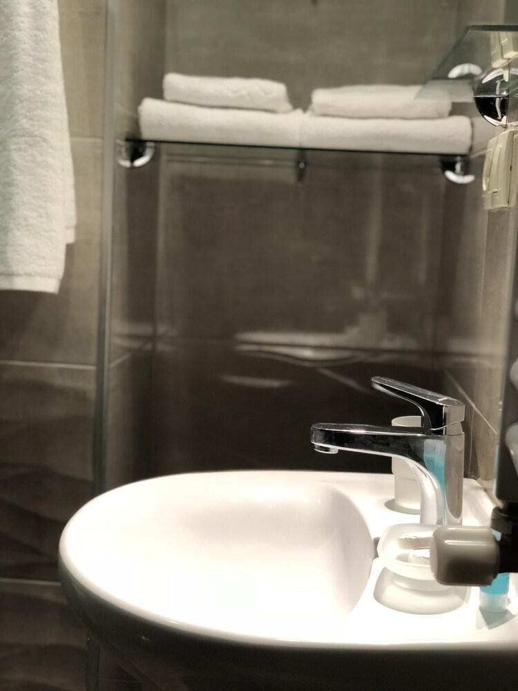 Hotel Amser Tbilisi Eksteriør billede